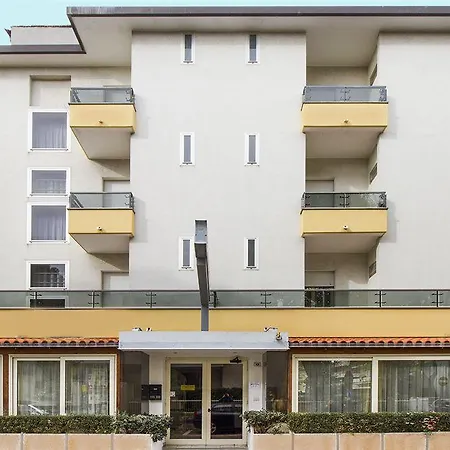 Nancy Hotel 3*